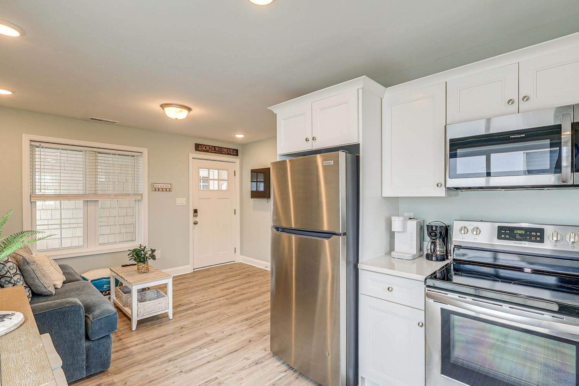 Wildwood Condo With Pool Access - Walk To Beach Екстер'єр фото